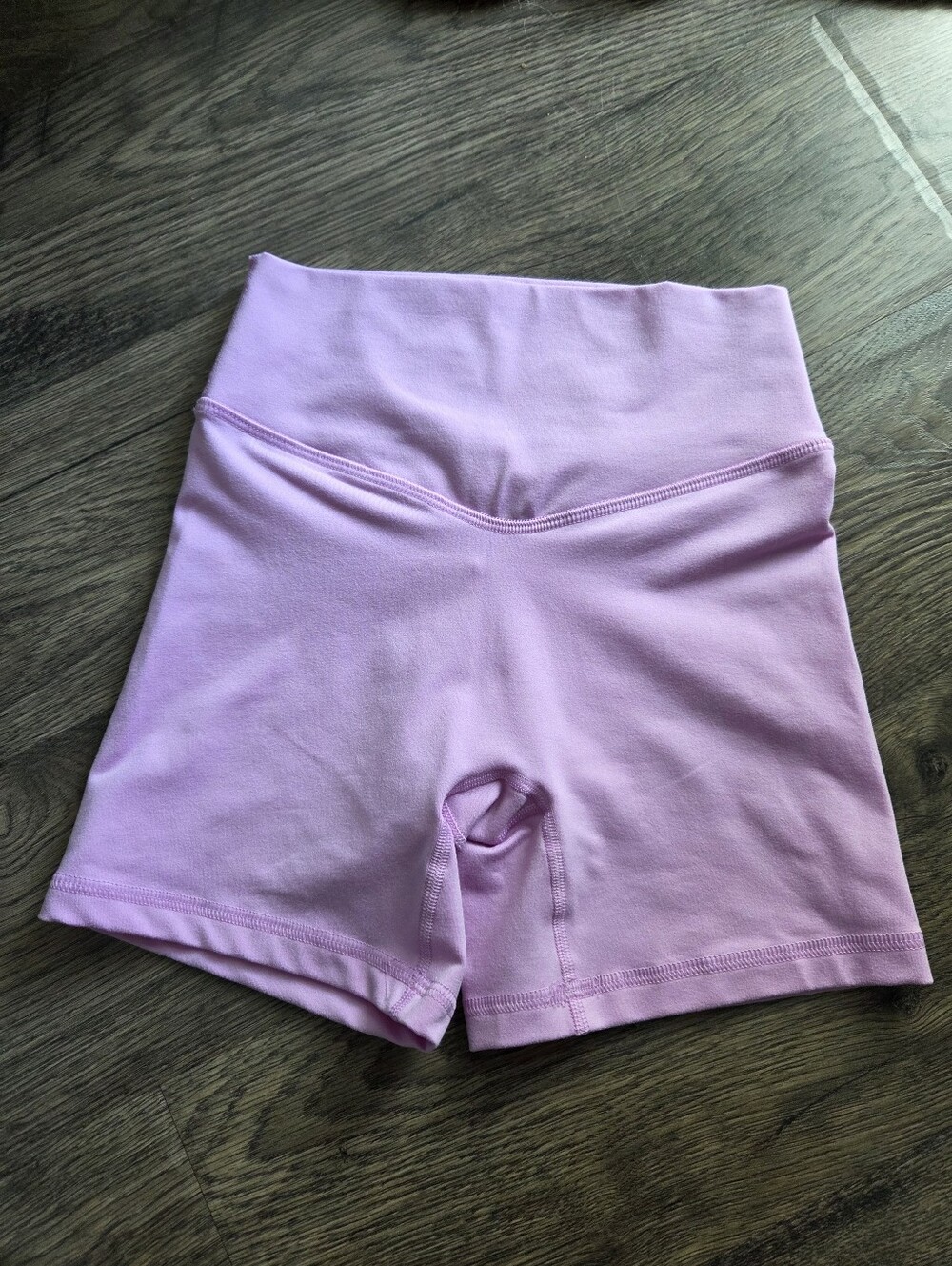 Fleo Pulse Short 5" High Rise No Front Seam - Lavender